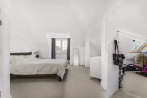 Photo 11- click for photo gallery